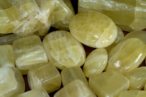 Lemon Calcite, Zodiac Crystals, Crystal Properties, Silicate Minerals, Deep Meditation, Emotional Body, Calcium Carbonate, Calcite Crystal, Crystal Meanings