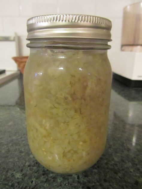 Green tomato dill pickle relish Dill Relish, Recipes Using Dill, Dill Pickle Vodka, Green Tomato Relish, Pickled Green Tomatoes, Dried Red Chili Peppers, Pickle Vodka, Green Tomato Recipes, Projects For Home