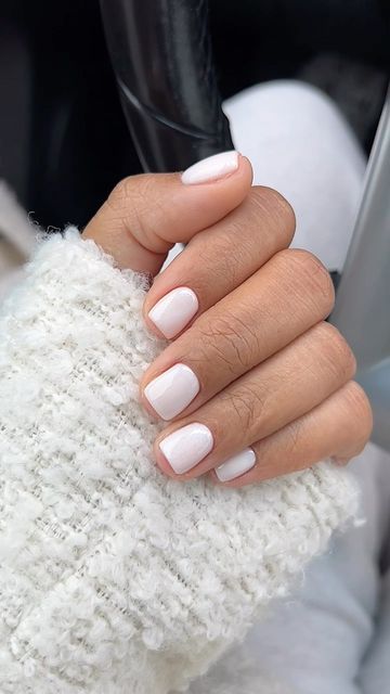 Off White Short Nails, White Nails Biab, Milk White Nails Short, White Biab Nails, White Dip Nails, 2024 Aspirations, White Short Nails, Nail Journey, Biab Nails