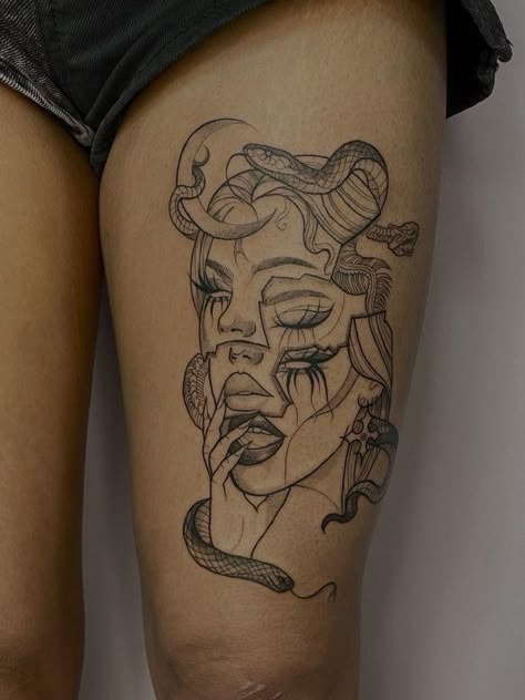 Medusa Tattoo Design, Hip Thigh Tattoos, Tattoos For Black Skin, Medusa Tattoo, Leg Tattoos Women, Thigh Tattoos Women, Cute Tattoos For Women, Discreet Tattoos, Female Tattoo