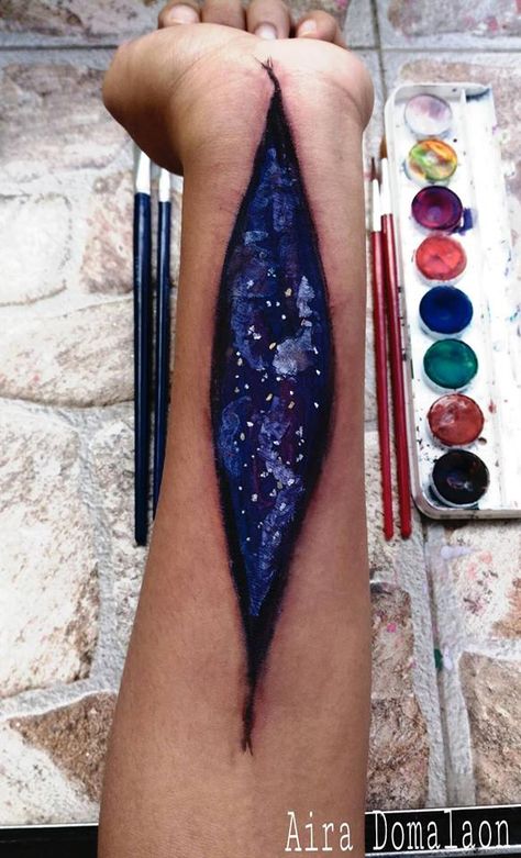 #watercolor #galaxy #bodypaint Galaxy Body Art, Space Body Art, Body Markers, Housewife Aesthetic, Bestie Summer, First Time Tattoos, Optical Illusion Tattoo, Leg Painting, Pen Tattoo