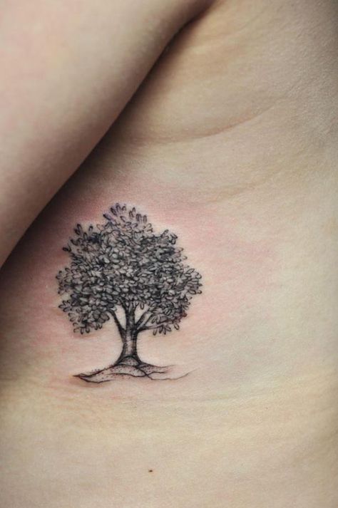 85 Most Beautiful Tree Of LIfe Tattoo Ideas | YourTango Oak Tree Tattoo Designs, Small Tree Tattoo, Tiny Tree Tattoo, Oak Tree Tattoo, Tattoo Tree, Tattoos Infinity, Wild Tattoo, Small Tattoos With Meaning, Tree Tattoo Designs