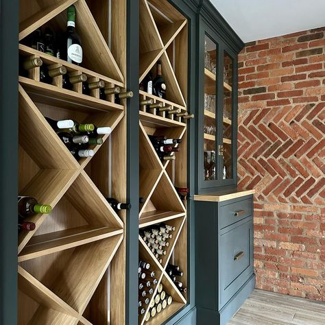 #homebar hashtag on Instagram • Photos and videos Built In Drinks Cabinet Kitchen, Built In Wine Cabinet, Wine Cabinet Ideas Built Ins, Alcove Bar, Built In Wine Fridge, Beach House Bar, Diy Corner Desk, Client Board, Beverage Station