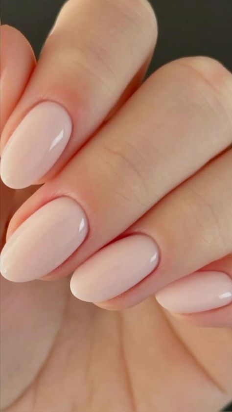 Simple Gel Nails, Gradient Nails, Healthy Nails, Classy Nails, Chic Nails, Nude Nails, Wedding Nails, Almond Nails, Simple Nails