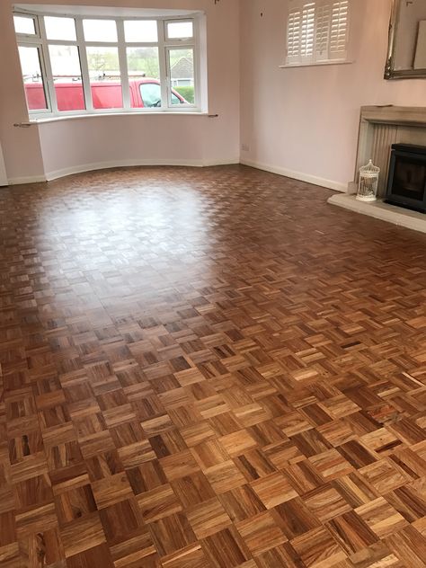 Parquet Flooring Checkerboard, Modern Parquet Flooring, Parquet Flooring Refinish, Black Bedroom Furniture Decor, Renovation Parquet, Bungalow Living Room, Parquetry Floor, Beautiful Bedroom Colors, Floor Sanding