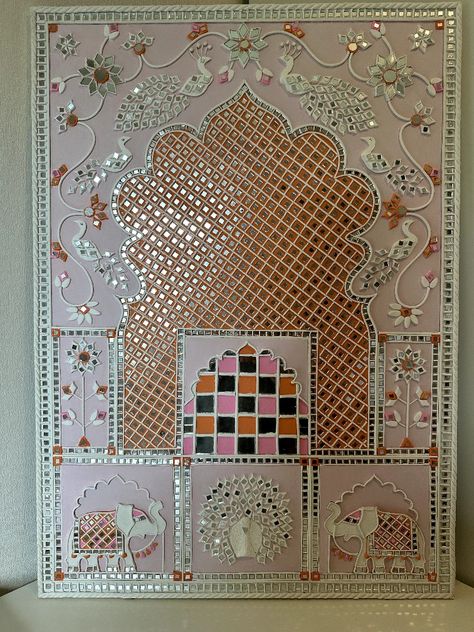 Lippan Art On Vase, Jharokha Lippan Art, Ri Rays, Lippon Art Designs, Mirror Jharokha, Mirror Canvas Art, Painted Mirror Art, Mural Art Design, Mosaic Art Diy