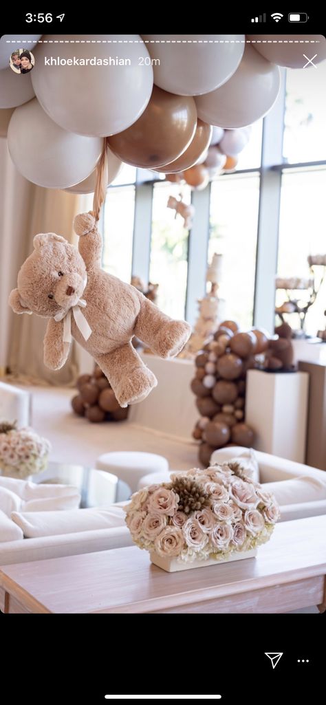 Khloe Kardashian throws baby shower for best friend Malika. Florals by Jeff Leatham Teddy Bear Baby Shower Decorations, Teddy Bear Baby Shower Theme, Bear Baby Shower Cake, Baby Shower Decorations Neutral, Bear Baby Shower Theme, Teddy Bear Party, Baby Shower Theme Decorations, Teddy Bear Birthday, Baby Shower Inspiration