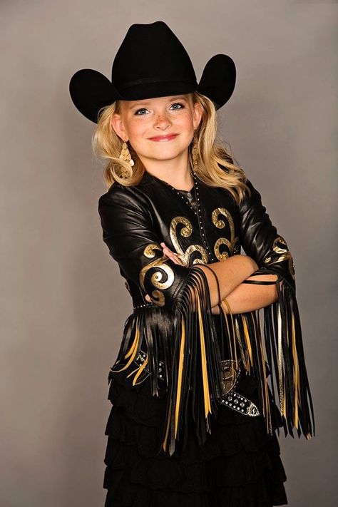 Western Pageant Wear, Pageant Western Wear, Rodeo Queen Clothes, Pageant Prep, Queen Clothes, Rodeo Dress, Rodeo Cowgirl, Queen Outfit, Looks Country