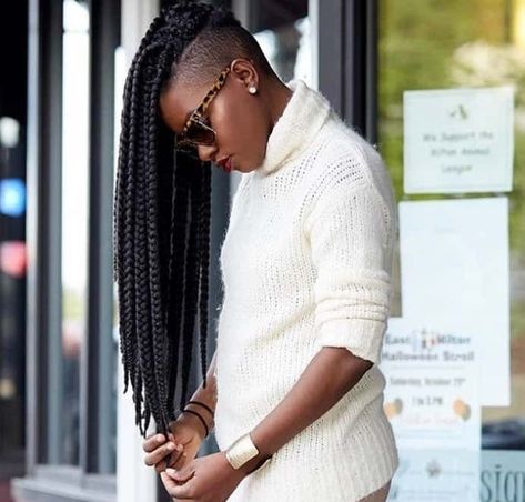 Box Braids Shaved Sides, Braids With Shaved Sides, Shaved Side Hairstyles, Blonde Box Braids, Mohawk Braid, Long Box Braids, Side Hairstyles, Box Braids Styling, Hair Styles 2017