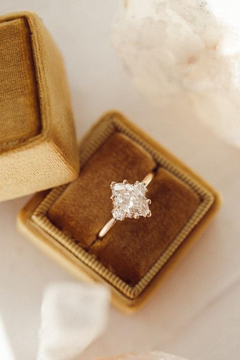 Get Clarity on Which Diamond Ring Shape Will Make the Cut for You Engagement Rings Boho, Cute Engagement Rings, Future Engagement Rings, Ring Marquise, Marquise Ring, Solid Gold Ring, Dream Engagement, Dream Engagement Rings, Unique Wedding Bands