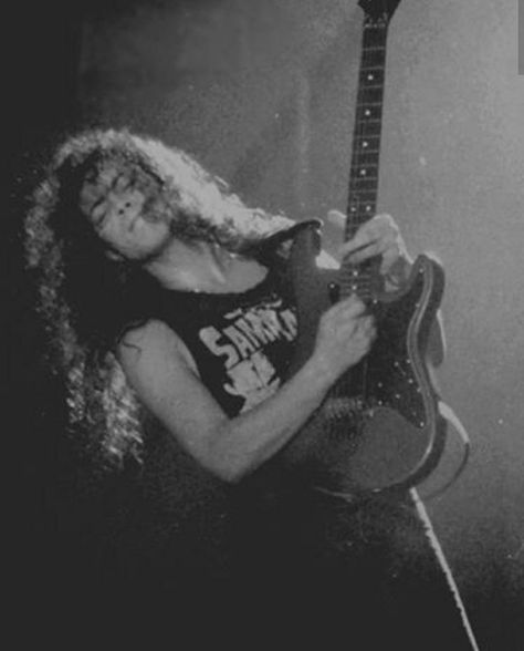 One day in a music store, Wednesday Moore meets Kirk Hammett, a fello… #fanfiction #Fanfiction #amreading #books #wattpad 80s Metalhead Aesthetic, Kirk Hammett Wallpaper, Metallica Photos, Metallica Aesthetic, Metalhead Aesthetic, 80s Hair Metal, Kirk Metallica, Band Aesthetic, Rocker Boy