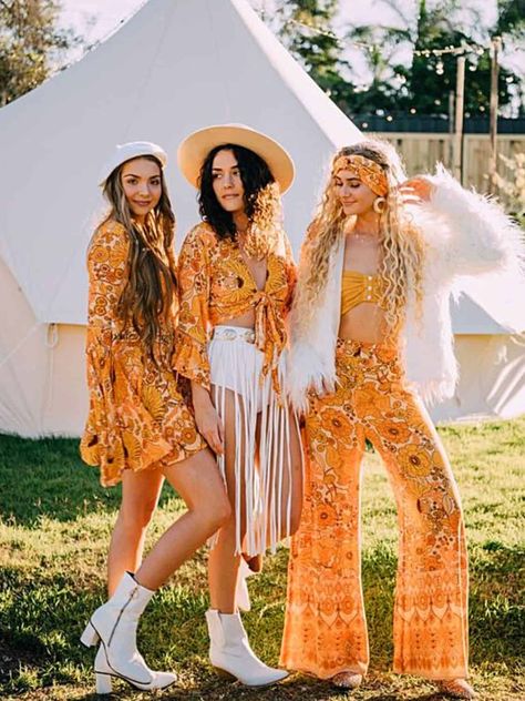 Flower Themed Party Outfit, Coachella Theme Outfits, Boho Disco Outfit, Desert Disco Outfit, Woodstock Theme Party Outfit, 60s Theme Outfit, Boho Themed Party Outfit, 70s Birthday Outfit, 60s Costume Ideas