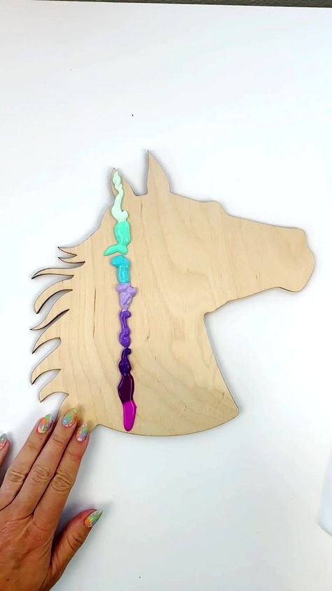 Painted Wood Cutouts, Cutout Painting, Diy Beach Decor, Diy Beach, Horse Camp, Paint Techniques, Paint Night, Beach Diy, Camp Ideas