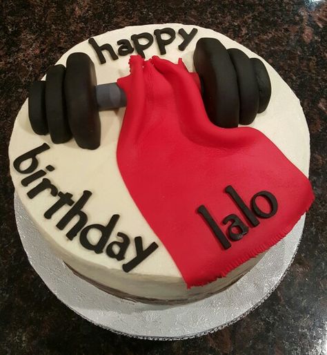 Dumbell Cake, Fitness Cake, Gym Cake, Red Towel, Cake With Fondant, Super Hero Shirts, 21st Cake, Bolo Fit, Sport Cakes