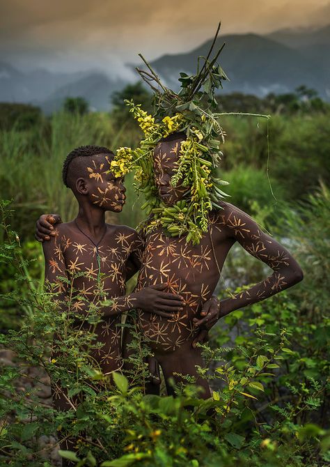 Greyhound Statues, Unconventional Beauty, Chasing Unicorns, Magical Land, African People, African History, Afro Art, Married Woman, World Cultures