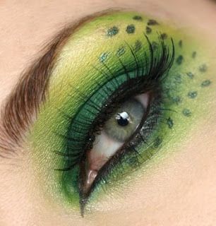 St Patty's Costume Medusa, Maquillage Harry Potter, Medusa Makeup, Wicked Witch Costume, Dragon Makeup, Fantasy Make-up, Alien Makeup, Green Board, Color Aesthetic