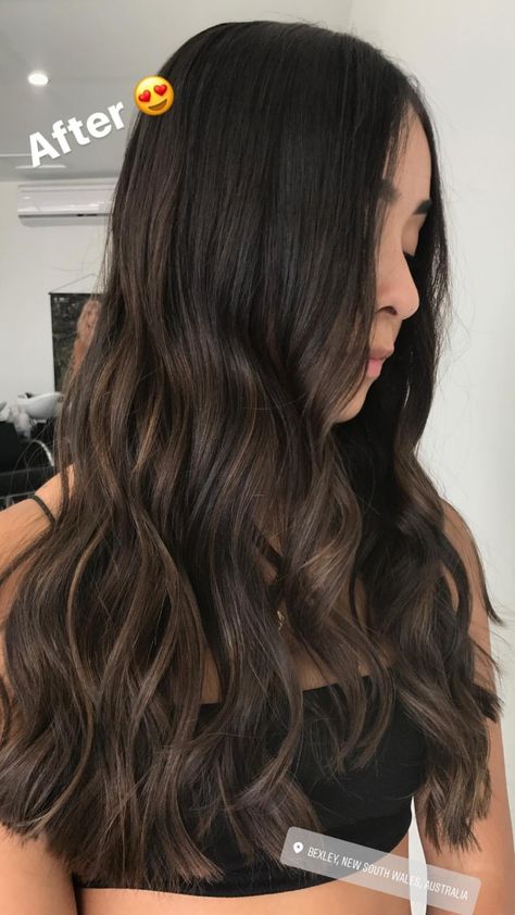 Black Hair With Thick Highlights, Black Hair With Soft Highlights, Baby Lights Brunettes, Natural Chocolate Balayage, Hair Color Ideas Filipina, Black Hair With Babylights Straight, Dark Hair With Baby Highlights, Brown Baby Lights On Black Hair, Baby Lights On Dark Brown Hair