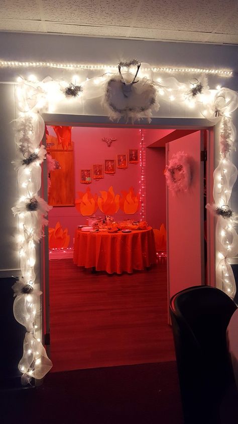 Angel Party Theme Decoration, Angels And Demons Party Theme, Angels Vs Devils Party Theme, Angels Vs Demons Party Theme, Angels And Demons Party Decorations, Angels Vs Devils Party, Sinners And Saints Party, Good Vs Evil Party Theme, Saints And Sinners Party Decorations