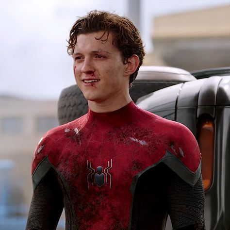 Peter Parker Tom Holland, Tom Spiderman, Peter Spiderman, Peter Parker Spiderman, Image Spiderman, Best Marvel Characters, Marvel Comics Superheroes, Tom Holland Peter Parker, Best Superhero