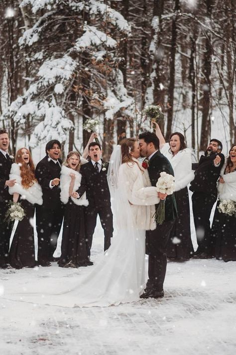 Vermont Winter Wedding, Winter Wedding New England, Winter Wedding Party, Winter Wedding Attire, Snowy Winter Wedding, Vermont Winter, Bridal Party Attire, Bride And Bridesmaids, Vermont Wedding