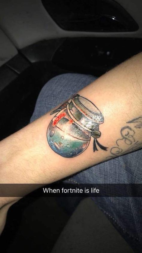 Fortnite Tattoo Ideas, Fortnite Tattoo, Small Henna, Fish Tattoos, Jesus Fish Tattoo, Fortnite, Tatting, Henna, Tattoo Ideas