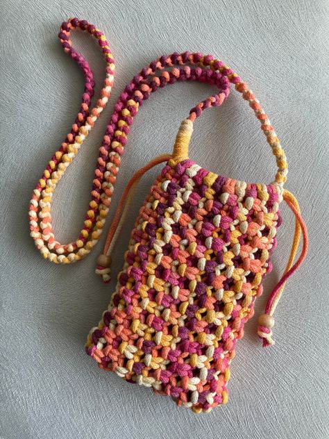 Macrame Mobile Bag, Macrame Cell Phone Bag, Knitted Phone Bag, Macrame Pouch Diy, Phone Bag Crochet Pattern Free, Macrame Phone Holder, Macrame Phone Strap, Phone Pouch Crochet, Diy Phone Bag