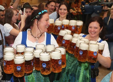 The breweries whose beers are served, as is for Oktoberfest 2018, are only those with a long tradition in Munich’s city limits Oktoberfest Hairstyle, Octoberfest Girls, Octoberfest Beer, Beer Stand, Beer Maid, Oktoberfest Germany, Oktoberfest Woman, Munich Oktoberfest, Beer Tent