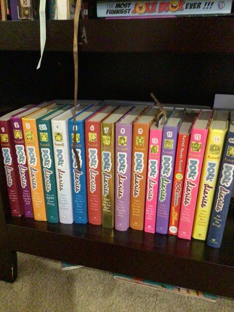 2000s Diary Aesthetic, Dork Diaries Aesthetic, Dork Diaries Books Aesthetic, Dork Diaries Recolor, Dork Diaries Colored In, Books Like Dork Diaries, Dork Diary, Dork Diaries Series, Dork Diaries Books