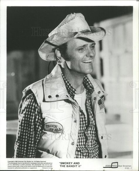 Captain Chaos, Jerry Reed, The Bandit, Smokey And The Bandit, 80s Movies, Cowboy Style, Historical Pictures, Grab Bags, Gentleman