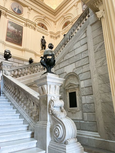 Classic stair white and yellow old aesthetic castle wallpaper Aesthetic Castle Wallpaper, Castle Stairs, Kingdom Inspiration, Aesthetic Castle, Castle Wallpaper, Victorian Castle, Old Aesthetic, White Victorian, Castle Aesthetic