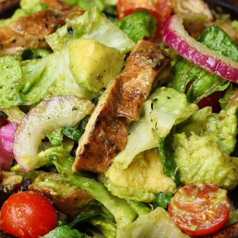 Chicken And Avocado, Honey Lime Chicken, Avocado Dessert, Satisfying Salads, Avocado Salad Recipes, Refreshing Food, Honey Lime, Yummy Chicken Recipes, Lime Chicken