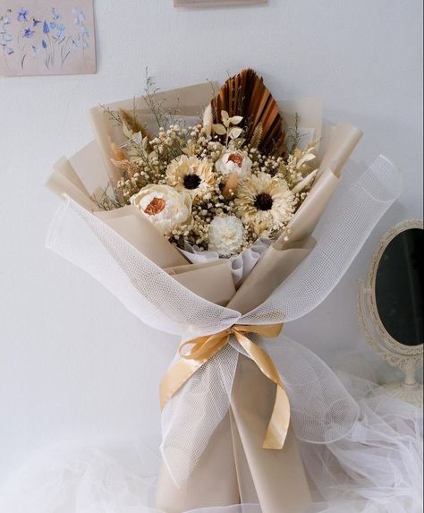 Bouquet Reference, Flower Centrepiece, Flower Boquet, Dried Bouquet, Flower Bucket, Macrame Decor, Dried Flower Bouquet, Flower Centerpieces, Dried Flower