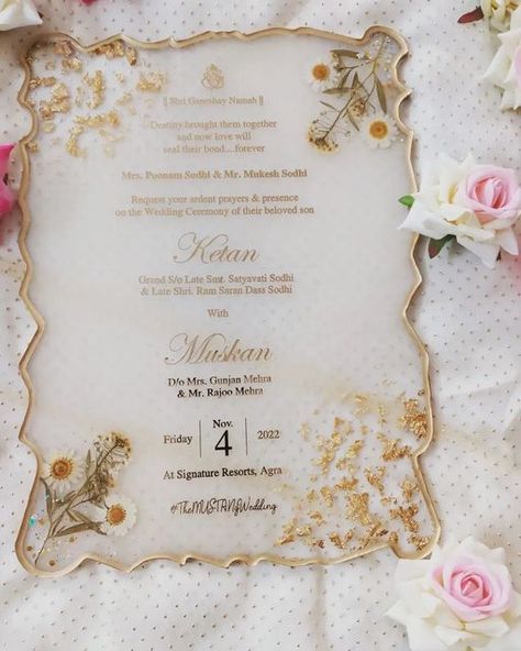 Resin Kankotri, Resin Art Wedding Invitation Card, Resin Wedding Card, Resin Invitation Card, Wedding Resin Art, Resin Invitation, Sahi Chithi, Resin Wedding Invitation, Resin Wedding Gifts