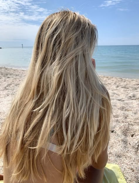 Beach Blonde Highlights, Beachy Blonde Hair, Surfer Girl Hair, Beach Blonde Hair, Blonde Summer, Surfer Hair, Summer Blonde Hair, Beachy Hair, Vacation Hairstyles