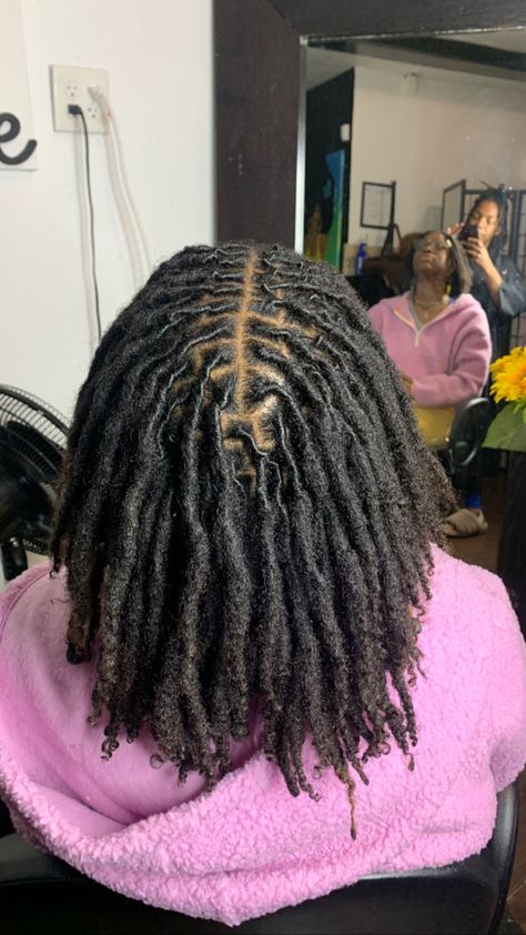 Locs On Thick Hair, Loc Parting Size, Dread Sizes, Different Loc Sizes, Women Locs Hairstyles, Free Part Locs, Puffy Locs, Small Locs Black Women, Locs Small