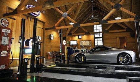 Top 40 Best Garage Ceiling Ideas - Automotive Space Interior Designs Antique Fixtures, Garage Light Fixtures, Garage Pictures, Led Garage Lights, Workshop Layout, Garage Loft, Building A Garage, Cool Garages, Ultimate Garage