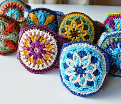 crocheted mandala cuff Crochet Bracelet Tutorial, Crochet Cuff Bracelet, Square Mandala, Overlay Crochet, Crochet Bracelet Pattern, Crochet Wall Art, Crochet Jewlery, Crochet Rings, Crochet Circles