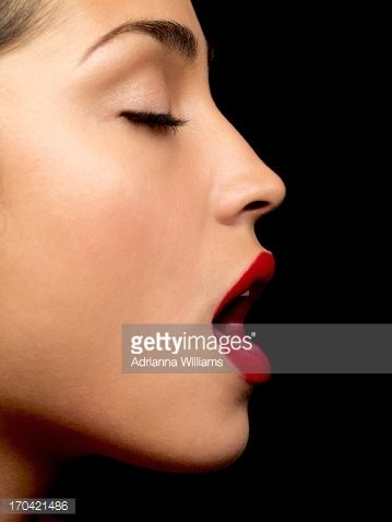 Face in Profil with mouth open Open Mouth Side Profile, Open Mouth Profile, Open Mouth Reference, Celebrity Funny Faces, Side Profile Woman, Mouth Reference, Mouth Photography, Head Anatomy, Face Anatomy