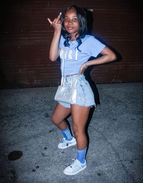 Blue Birthday Outfits, 13th Birthday Outfit Ideas, Blue And White Outfit Ideas, Amiri Outfit, Troll Pics, Baddies Outfit, Blue Outfit Ideas, Birthday Outfit Ideas For Women, Birthday Skirt