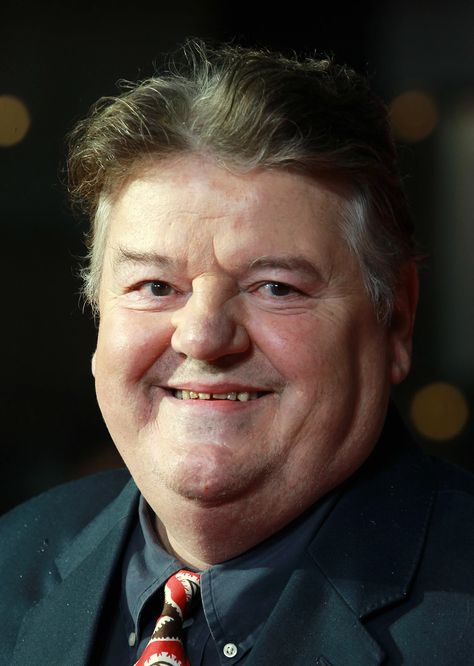 Robbie Coltrane Michael Gambon, Robbie Coltrane, Rubeus Hagrid, Scottish Actors, Harry Potter Actors, Harry Potter Films, Bond Films, First Tv, Kind Heart