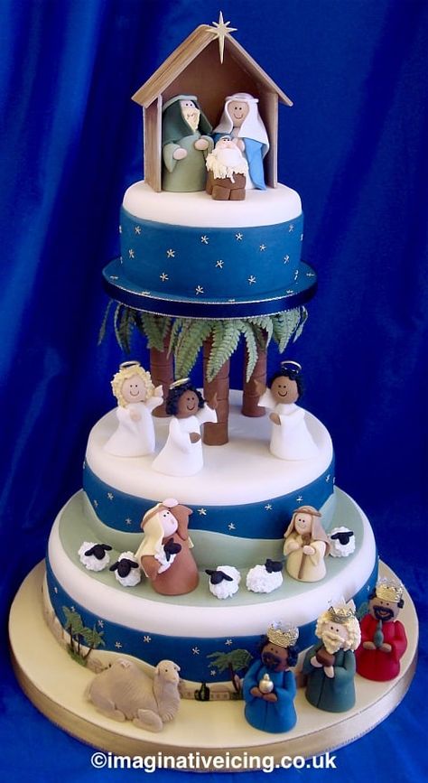 Jesus Birthday Cake with Fondant Christmas Tradition - Symbolism in these inspiring nativity cakes including the reason for the colors brown, green and red as well as the round cake #FrugalCouponLiving #christmastraditions #Birthdaycakes #jesus #christmascake #bithdaycakerecipes #jesusbirthdaycake Cakes For Christmas, Jesus Birthday Cake, Super Torte, Cake With Fondant, Christmas Cake Designs, Christmas Cake Topper, Jesus Birthday, Christmas Cake Decorations, Xmas Cake