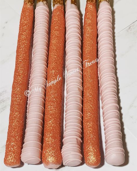 Rose Gold Pretzel Rods, Gold Pretzel Rods, Covered Pretzel Rods, Gold Food, Chocolate Covered Pretzel, Chocolate Covered Pretzel Rods, Preppy Party, Aesthetic Rose, Covered Pretzels