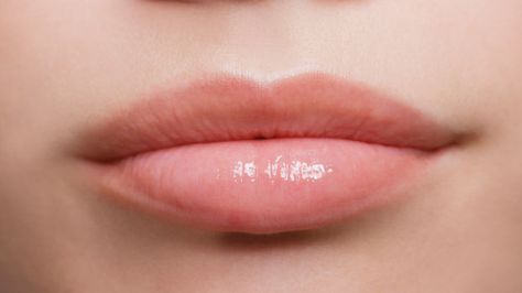 How to make lips look bigger | Hair & Beauty | Closer Online Dream Lips, Cupids Bow Lips, Apply Highlighter, Natural Beauty Remedies, Small Lips, Dark Lipstick, Bottom Lip, Fashion And Beauty Tips, Beauty Remedies