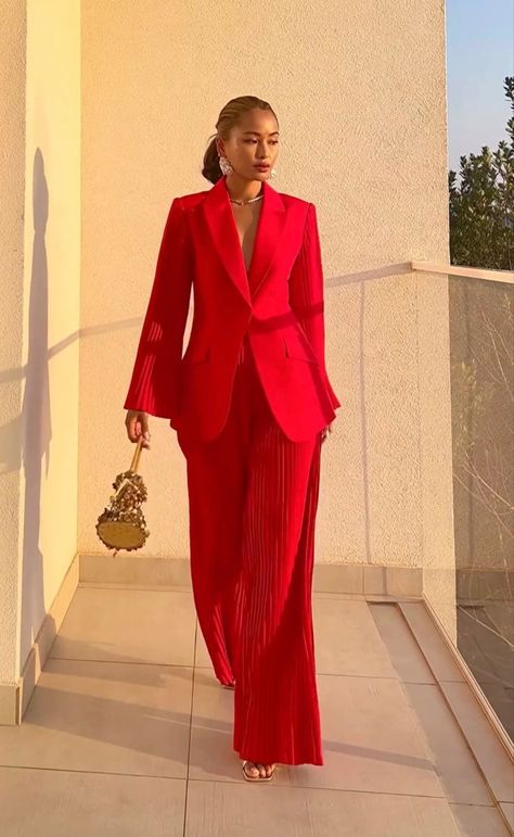 All Red Suit For Women, Red Business Suits For Women, Grad Pantsuits, Dinner Suits Women, Red Corporate Attire, Red Pants Suit For Women, Classy Pantsuits For Women, Red And Black Outfits For Women Classy, Suit For Graduation For Women