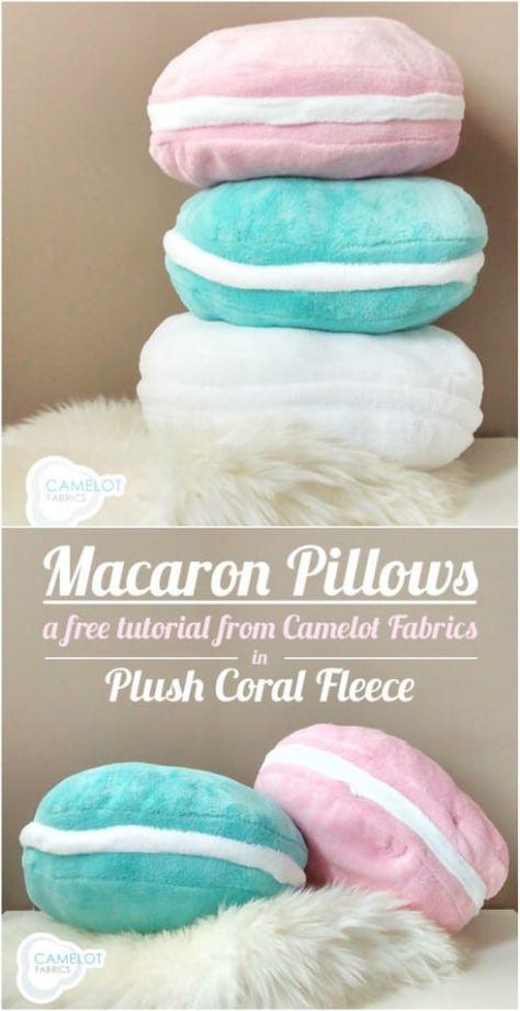 30 Easy DIY Accent Pillows That You Can Make In An Afternoon Macaroon Pillow, Sewed Gifts, Candy Pillows, Diy Projects For Bedroom, Food Pillows, Pillow Projects, Pillow Ideas, Pillow Crafts, Pillow Tutorial