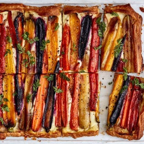 Carrot Tart With Ricotta And Feta, Ricotta Tart Savory, Carrot Puff Pastry, Veggie Buffet Ideas, Carrots Whipped Feta, Summer Christmas Food, Carrot Appetizers, Carrot Quiche, Veggie Tart Recipes