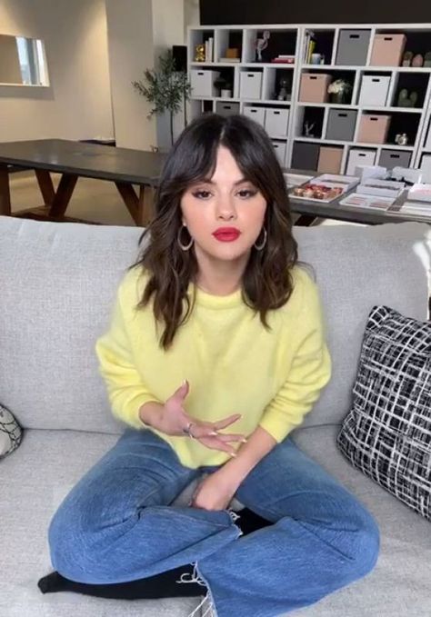 Selena Gomez Hair Short, Bob Haircuts Black Women, Hair Looks Straight, Hair Styles Brown Hair, Haircuts Black Women, Selena Gomez Haircut, Selena Gomez Bangs, Selena Gomez Short Hair, Selena Gomez Hair