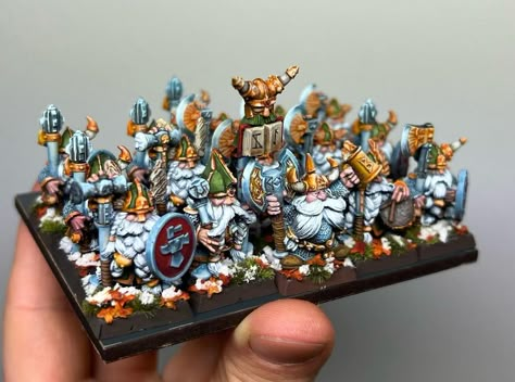 First unit of 2024 - into the Old World we march (whole 6 inches) 🔨 #warhammer #oldhammer #theoldworld #dwarfs | Instagram Warhammer The Old World, Warhammer Old World, Warhammer Dwarfs, Golden Demon, Tabletop Games Miniatures, Warhammer Miniatures, Fantasy Battle, Warhammer Models, Army Men