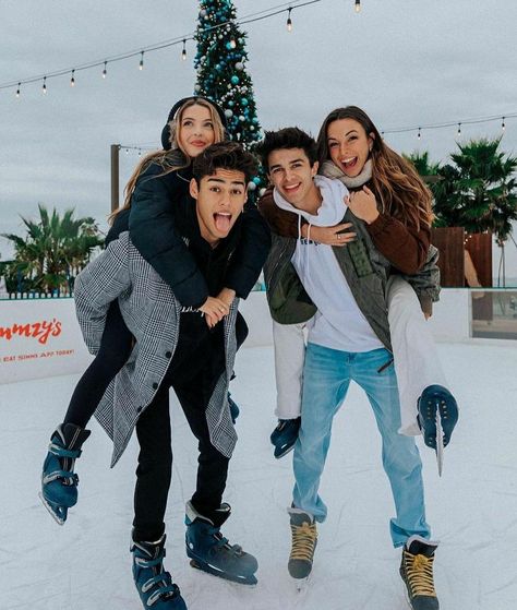 Cute Youtube Couples, Andrew Davila, Amp World, Rivera Family, Lexi Rivera, Amp Squad, Boy Squad, Twilight Funny, Squad Photos