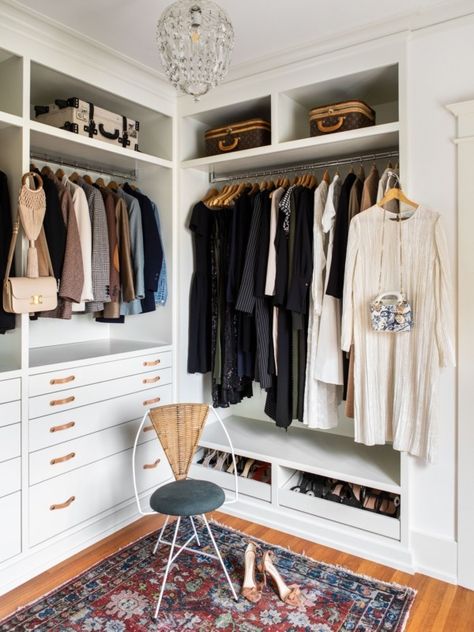 15 Stunning Walk-In Closets - Sincerely, Marie Designs The Line Apartment, Jacey Duprie, Organized Closet, Farmhouse Style Furniture, Apartment Vibes, Neutral Furniture, House Layout, Room Goals, White Cabinetry